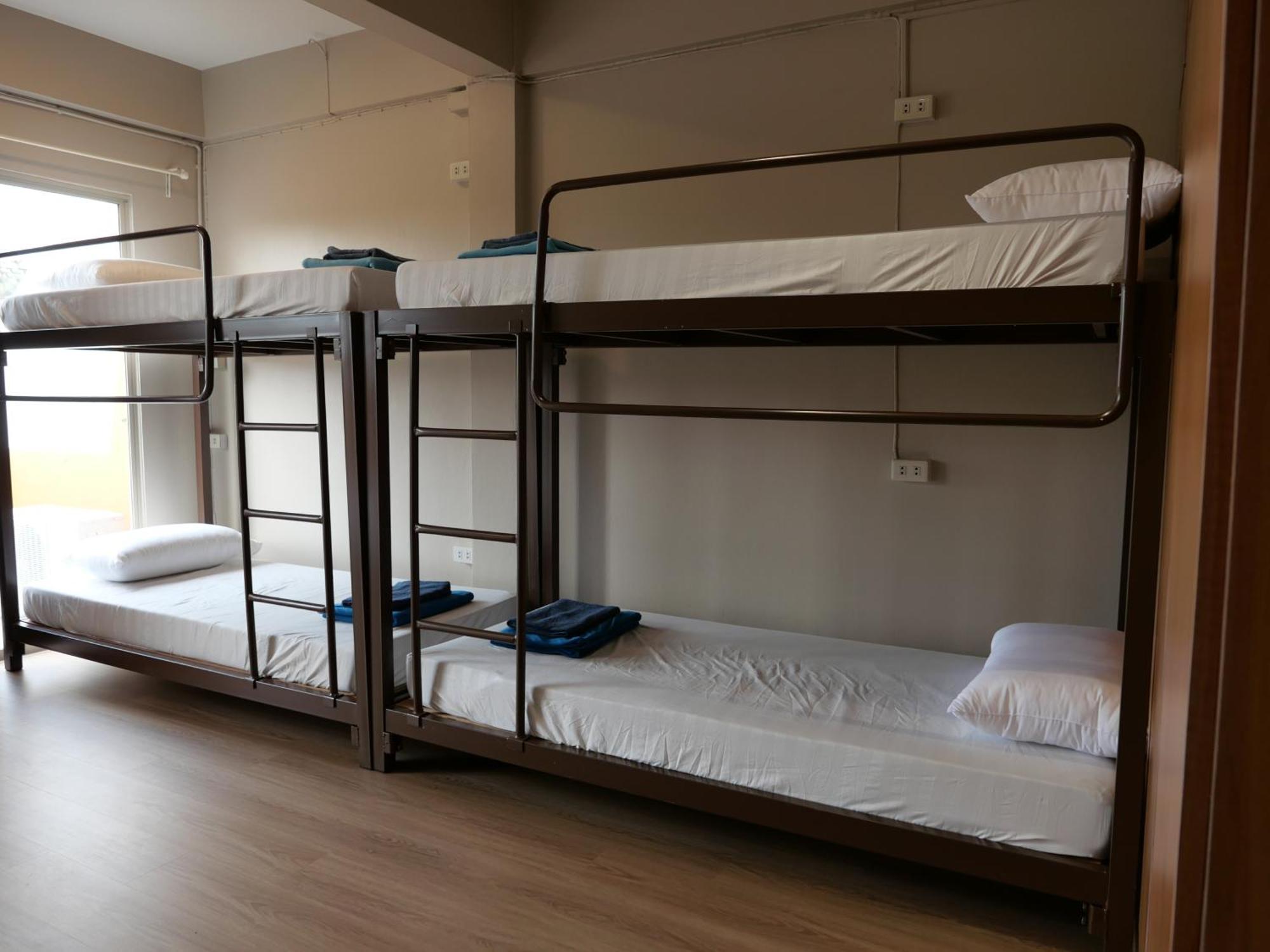 Films House Hostel Bangsaen Exterior foto